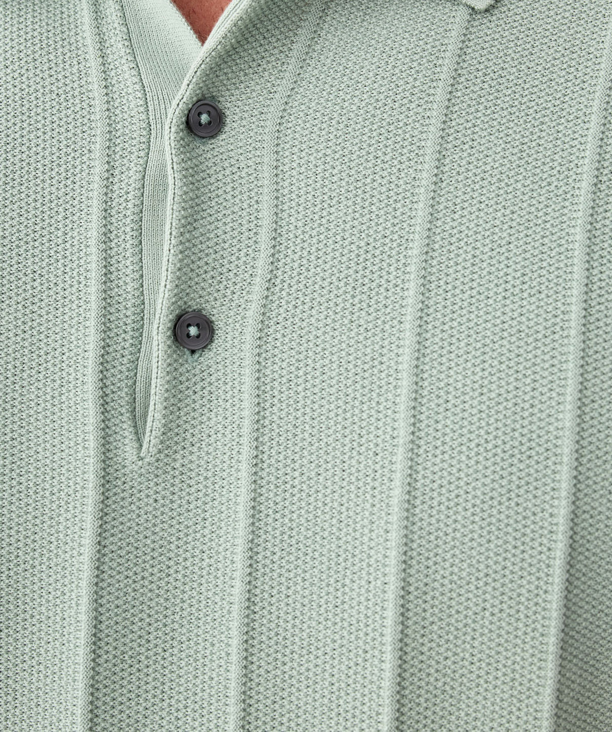 6-70536_1